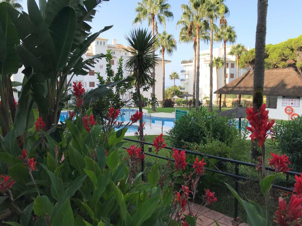 Mi Capricho, Beachfront, Grownfloor, Private Garden & Terrace Sitio de Calahonda Dış mekan fotoğraf