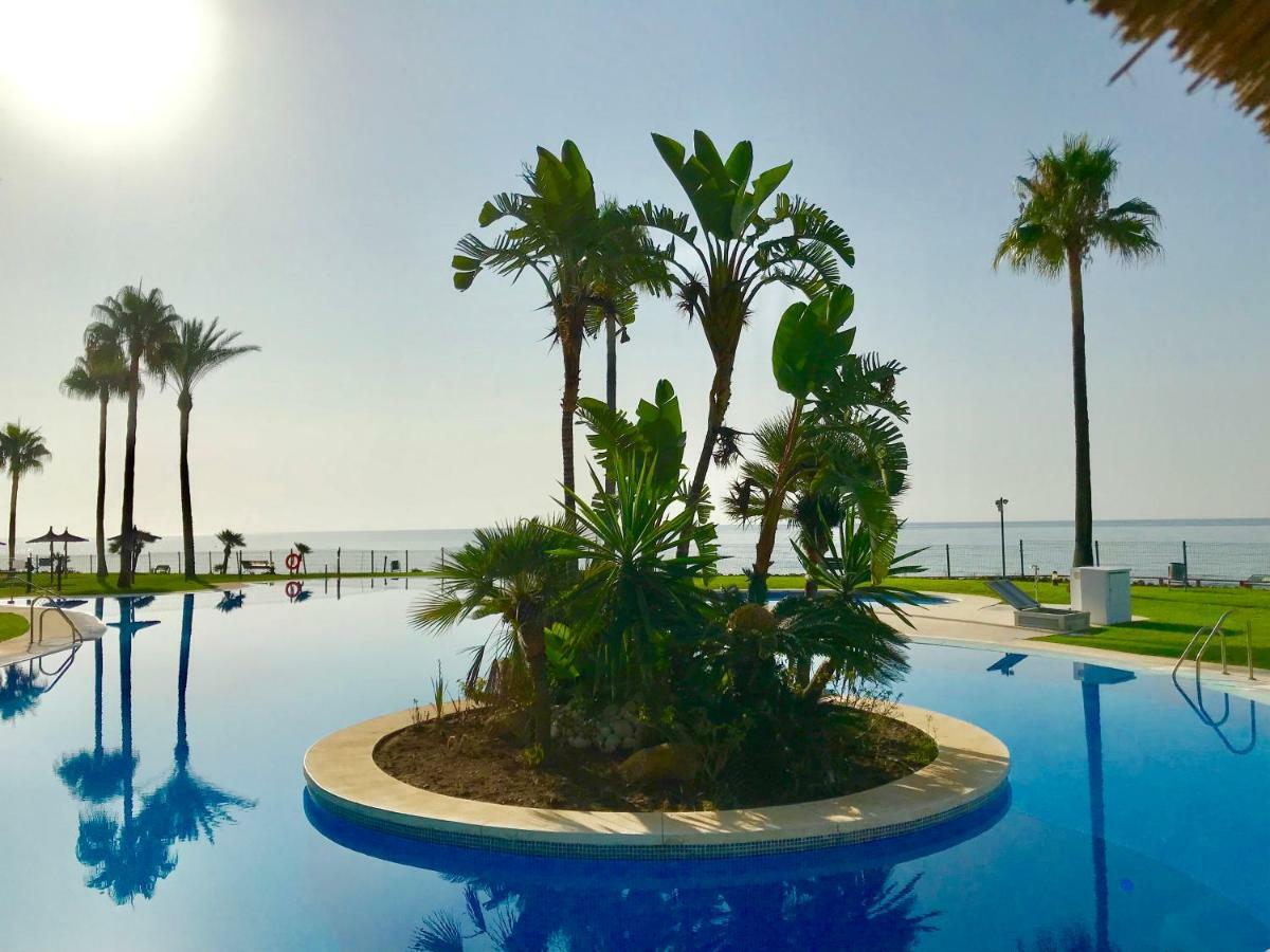 Mi Capricho, Beachfront, Grownfloor, Private Garden & Terrace Sitio de Calahonda Dış mekan fotoğraf
