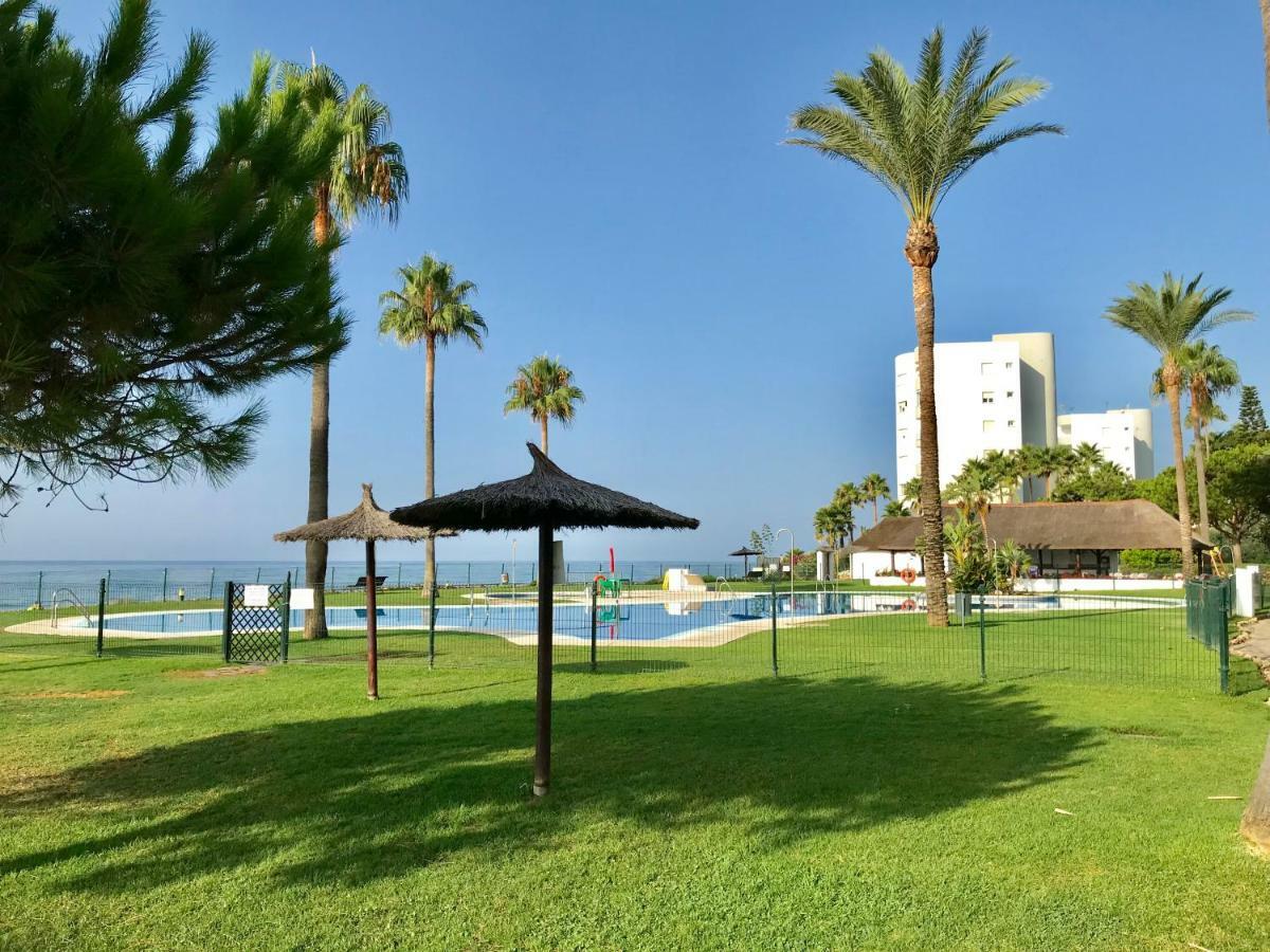 Mi Capricho, Beachfront, Grownfloor, Private Garden & Terrace Sitio de Calahonda Dış mekan fotoğraf